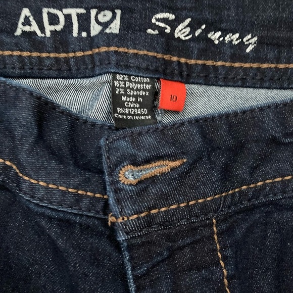 Apt. 9 dark indigo jeans size 10 - Picture 3 of 8